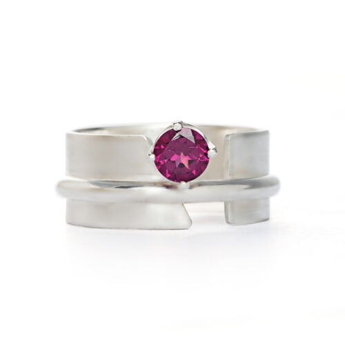 INIZI Rhodolite Garnet Sterling Silver Ring on Band