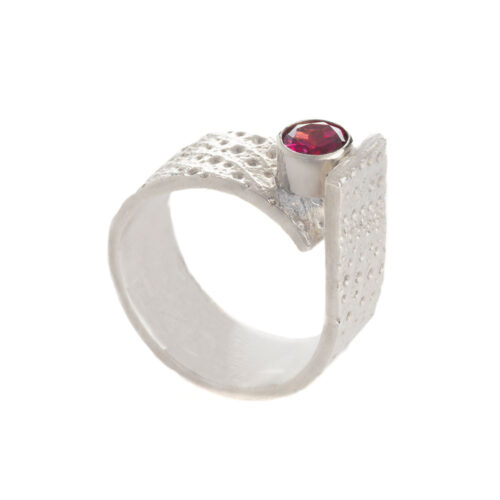 Rhodolite Garnet Fine Silver Textured Ring SideView by INIZI